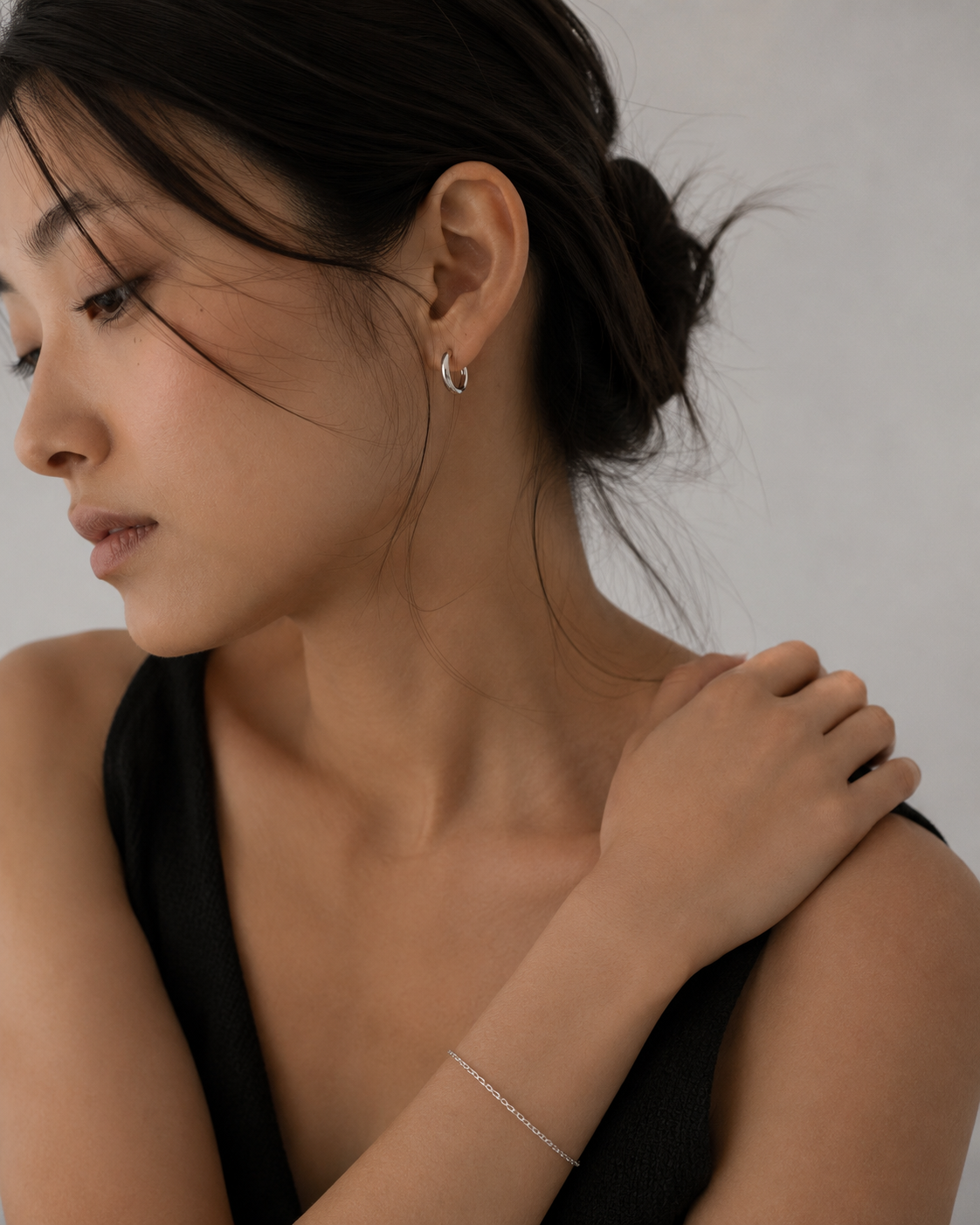 The Calin Hoop Earrings